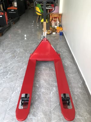 Xe nâng tay thấp 3 tấn càng rộng & hẹp