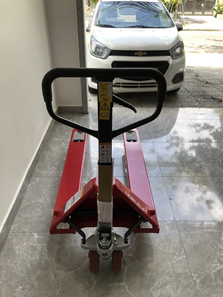 Xe nâng tay thấp 3 tấn Noblelift