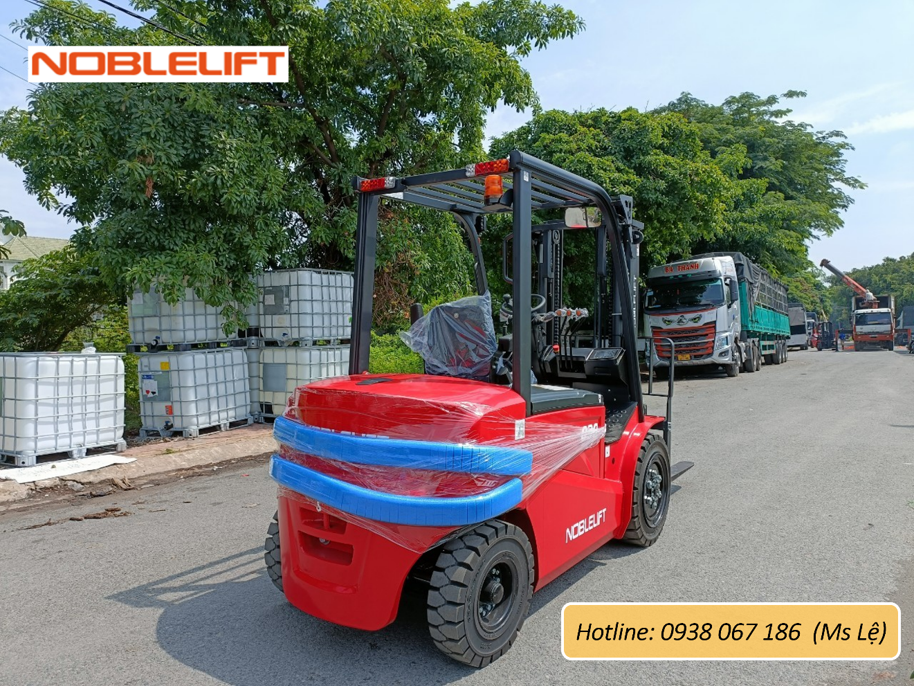 Xe nâng điện ngồi lái của Noblelift Việt Nam có thiết kế tối ưu, dễ vận hành.