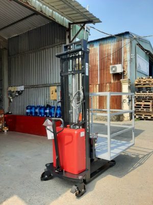 Xe nâng bán tự động SPN1535 Noblelift