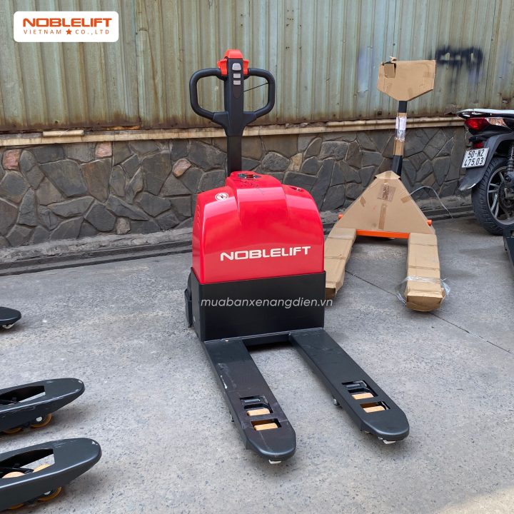 Xe nâng điện thấp EPT15 Noblelift