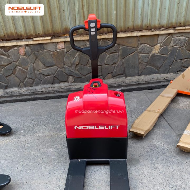 Xe nâng điện thấp EPT15 Noblelift