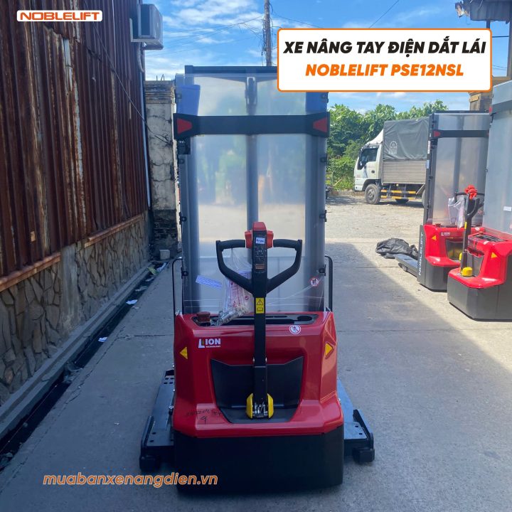 Xe nâng điện dắt lái chân rộng 1.2 tấn Noblelift