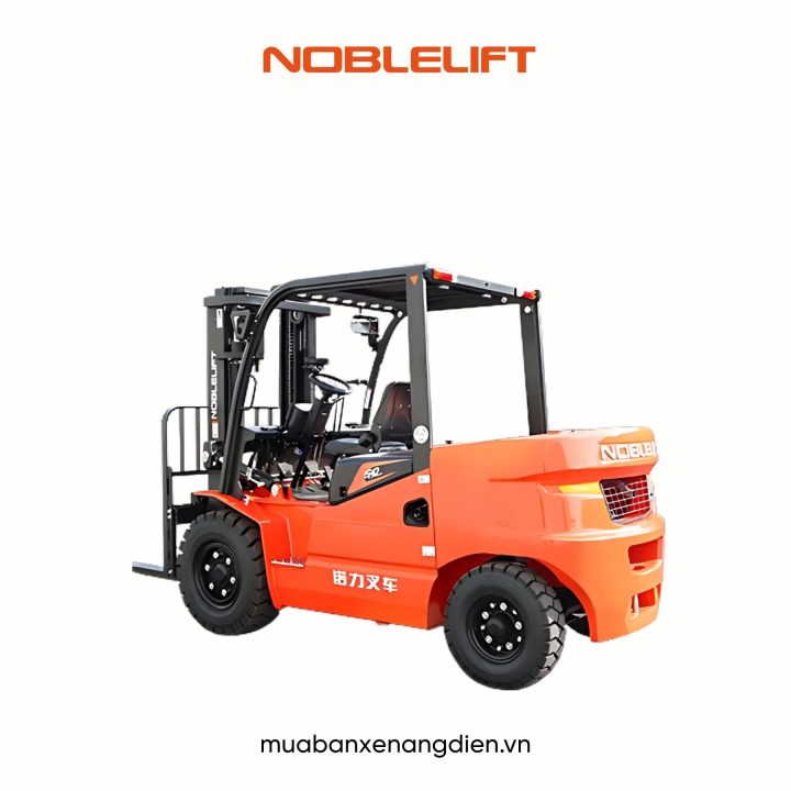 Xe nâng dầu